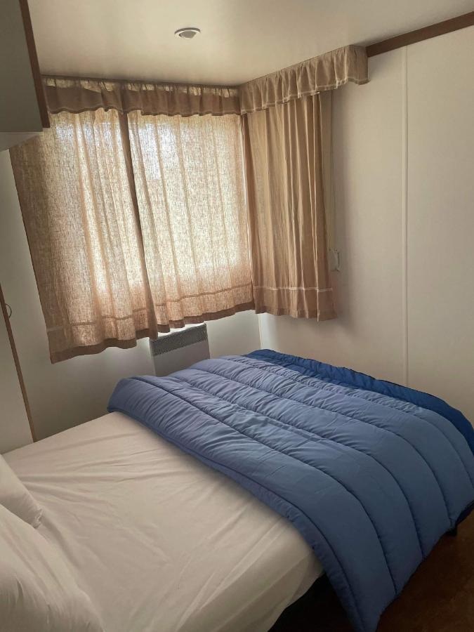 Mobil-Home 4/6 Personnes , Terrasse Couverte ,Piscine Chauffee . Biville-sur-Mer ภายนอก รูปภาพ